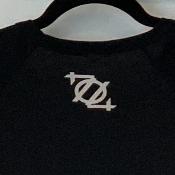 New Without Tags 704 Shop Charlotte Round Neck Baseball T-Shirt - Picture 7 of 7
